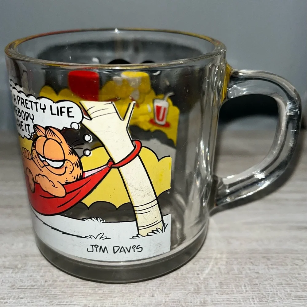 McDonalds Garfield Odie Glass Coffee Mug Jim Davis 1978 Collectible Vintage